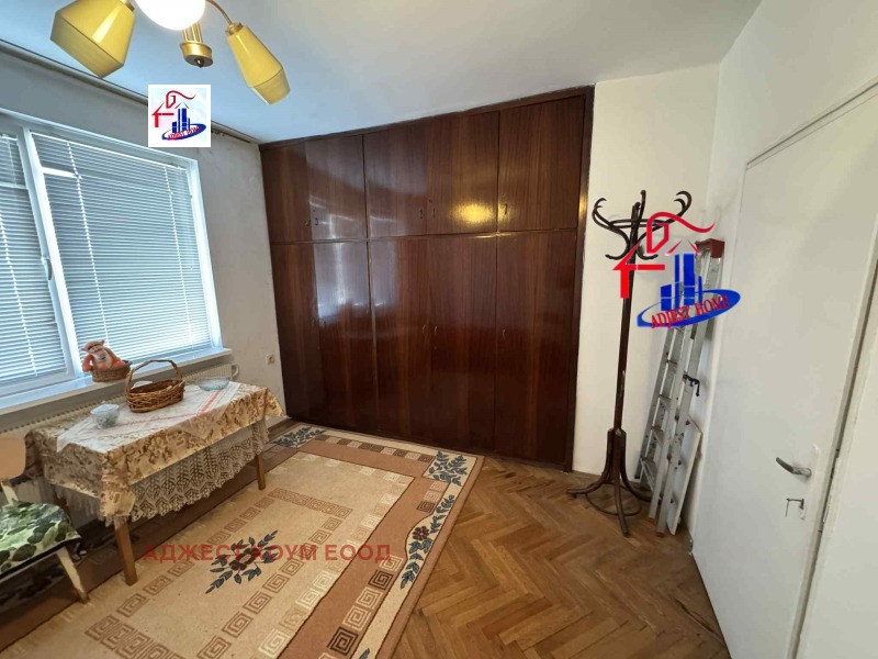 Продава 3-СТАЕН, гр. Шумен, Център, снимка 4 - Апартаменти - 52233767