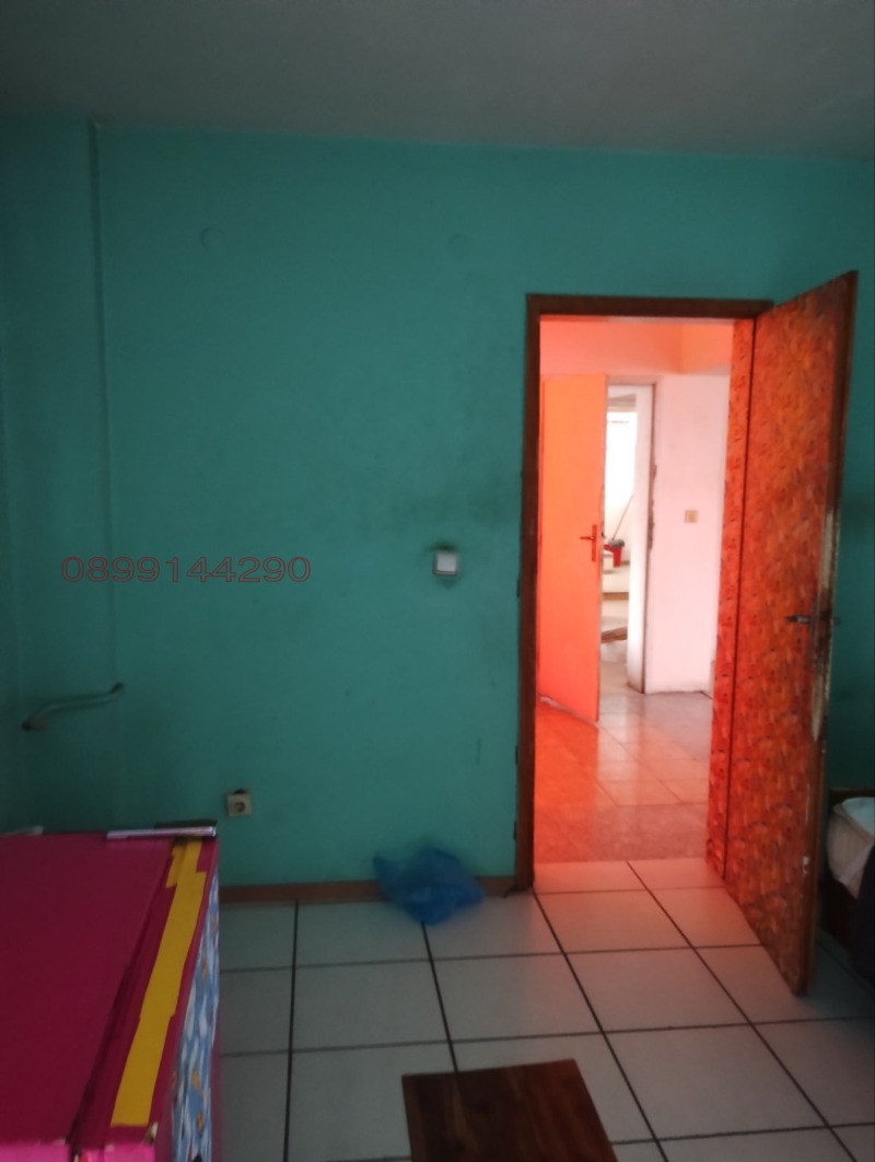 Продава 3-СТАЕН, гр. София, Оборище, снимка 3 - Апартаменти - 53020360