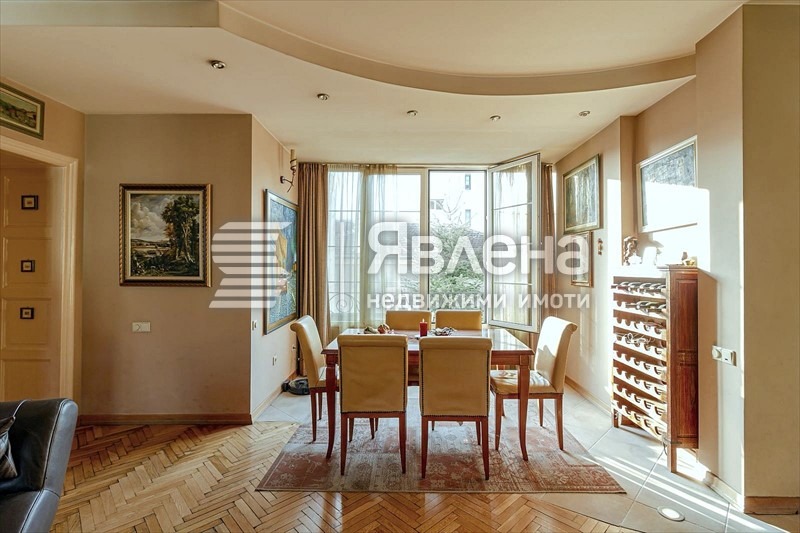 Продава 3-СТАЕН, гр. София, Център, снимка 7 - Апартаменти - 55533460