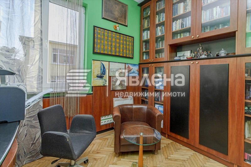 Продава 3-СТАЕН, гр. София, Център, снимка 17 - Апартаменти - 55533460