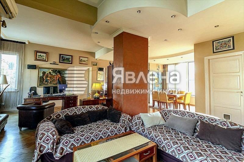Продава 3-СТАЕН, гр. София, Център, снимка 5 - Апартаменти - 55533460