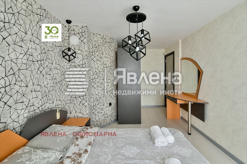 Продава МНОГОСТАЕН, гр. Варна, Център, снимка 10 - Апартаменти - 55505894