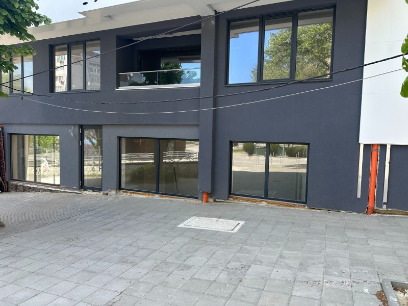 Na prodej  Prodejna Varna , Levski 2 , 58 m2 | 12797272