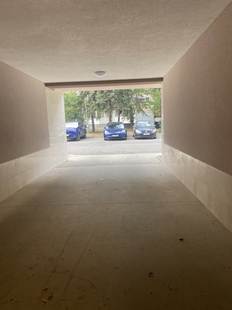 Eladó  Garázs Sofia , Nadezsda 3 , 28 négyzetméter | 50031543 - kép [6]