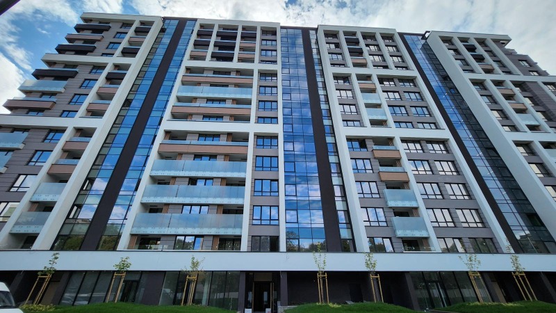 Продаја  1 спаваћа соба Софија , Центар , 64 м2 | 73085951