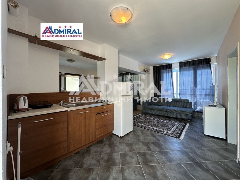 Продава МНОГОСТАЕН, гр. Поморие, област Бургас, снимка 2 - Апартаменти - 53390400