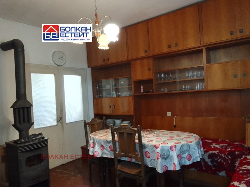 Продава  Етаж от къща град Велико Търново , Акация , 130 кв.м | 42098776 - изображение [2]