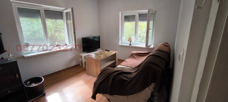 Продава КЪЩА, с. Горно Павликене, област Ловеч, снимка 5 - Къщи - 52977230