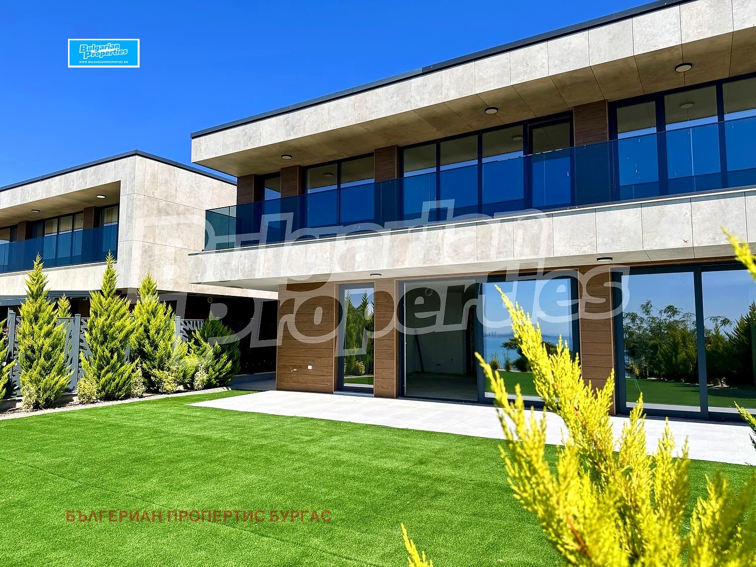 Продава КЪЩА, гр. Бургас, Сарафово, снимка 2 - Къщи - 55999407