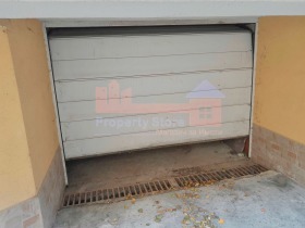 Garage Troschewo, Warna 3