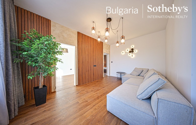 Продава  3-стаен град София , Център , 88 кв.м | 22157836