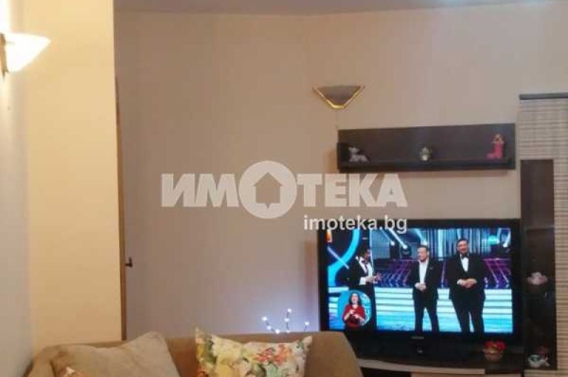 Продава 3-СТАЕН, гр. Пловдив, Младежки Хълм, снимка 4 - Aпартаменти - 49189498