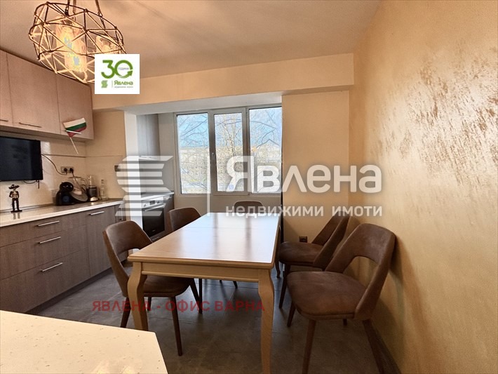 Продава 3-СТАЕН, гр. Варна, Чайка, снимка 3 - Апартаменти - 52530031