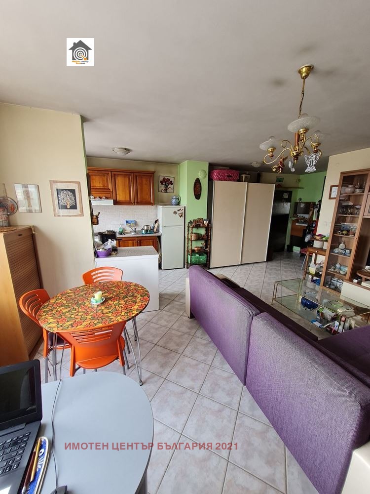 Продава 3-СТАЕН, гр. София, Оборище, снимка 3 - Апартаменти - 53189017