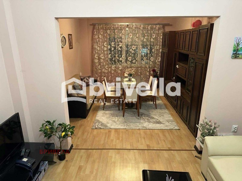 Продава 3-СТАЕН, гр. София, Красно село, снимка 2 - Апартаменти - 53322180