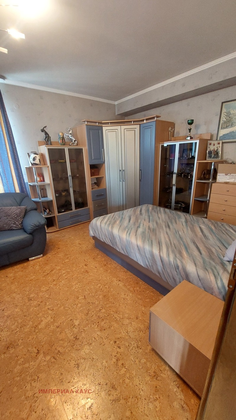 Na prodej  3+ ložnice Chaskovo , Kamenni , 305 m2 | 76040617 - obraz [7]