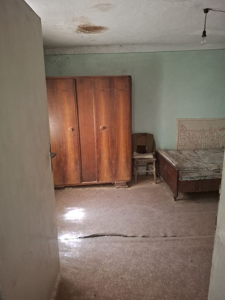 Продава КЪЩА, с. Владимир, област Перник, снимка 13 - Къщи - 55785266