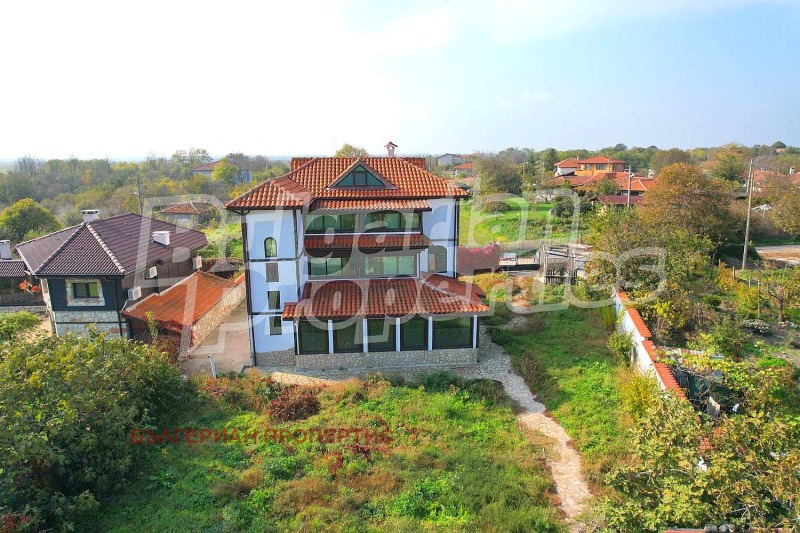 Продава КЪЩА в област Добрич, с. Тюленово - 328 кв.м / 169 000 € » 330 535.27 лв., БЪЛГЕРИАН ПРОПЕРТИС