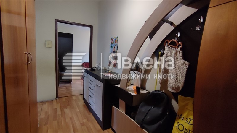 Продава 2-СТАЕН, гр. София, Света Троица, снимка 2 - Aпартаменти - 47503133