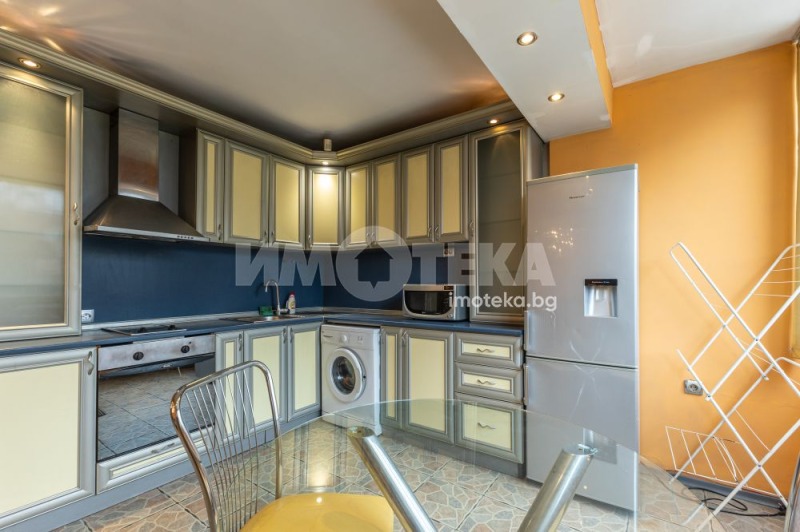 Продава 2-СТАЕН, гр. Варна, Център, снимка 6 - Апартаменти - 53463046