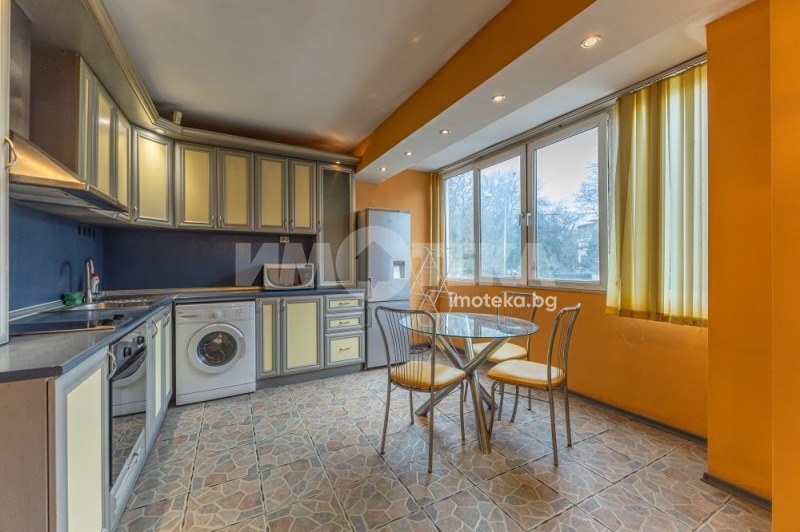 Продава 2-СТАЕН, гр. Варна, Център, снимка 5 - Апартаменти - 53463046