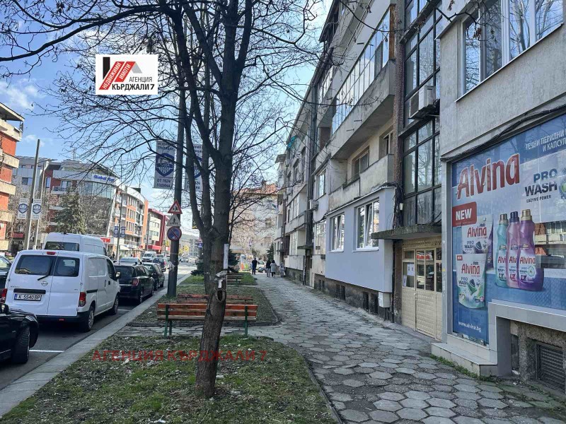 На продаж  2 спальні Кърджали , Център , 76 кв.м | 12416069