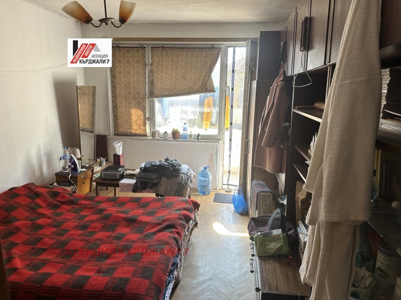На продаж  2 спальні Кърджали , Център , 76 кв.м | 12416069 - зображення [13]