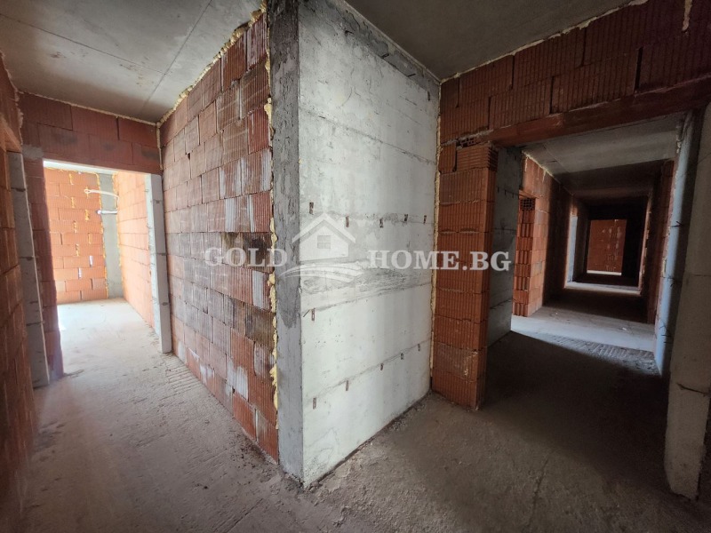 For Sale  2 bedroom Plovdiv , Yuzhen , 106 sq.m | 99683545 - image [7]