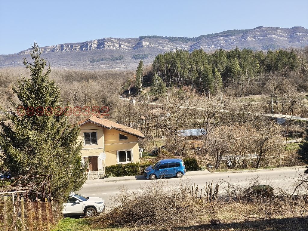 Продава ПАРЦЕЛ, с. Янковци, област Габрово