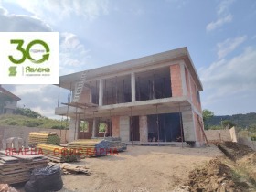 Ev Izgrev, Varna