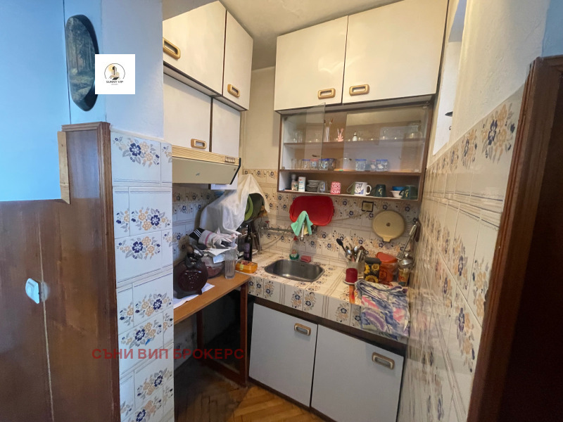 Продава  2-стаен град Плевен , Широк център , 71 кв.м | 38417942 - изображение [3]