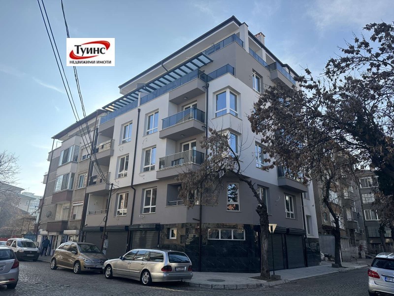 Продава 3-СТАЕН, гр. Пловдив, Въстанически, снимка 1 - Aпартаменти - 47546154