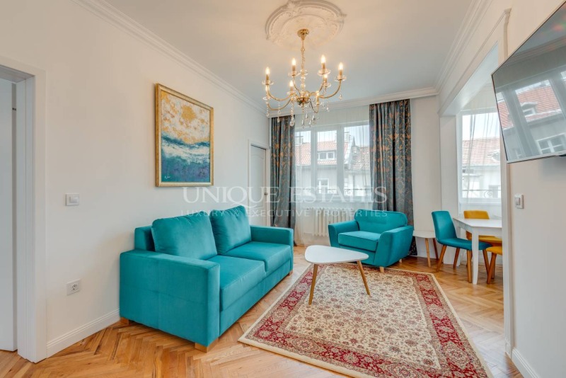 Eladó  2 hálószobás Sofia , Centar , 83 négyzetméter | 36410878