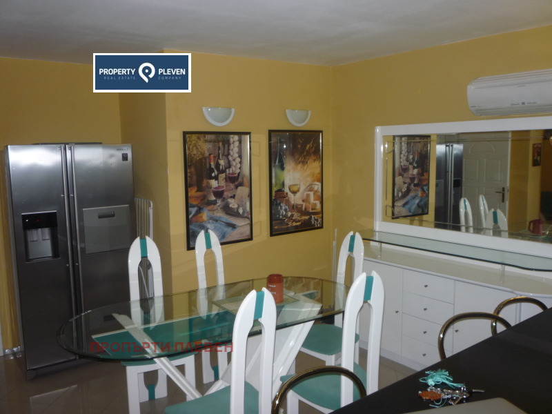 Продава 3-СТАЕН, гр. Плевен, Идеален център, снимка 3 - Апартаменти - 52363039