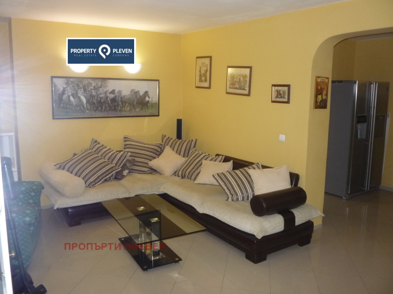 Продава 3-СТАЕН, гр. Плевен, Идеален център, снимка 4 - Апартаменти - 52363039