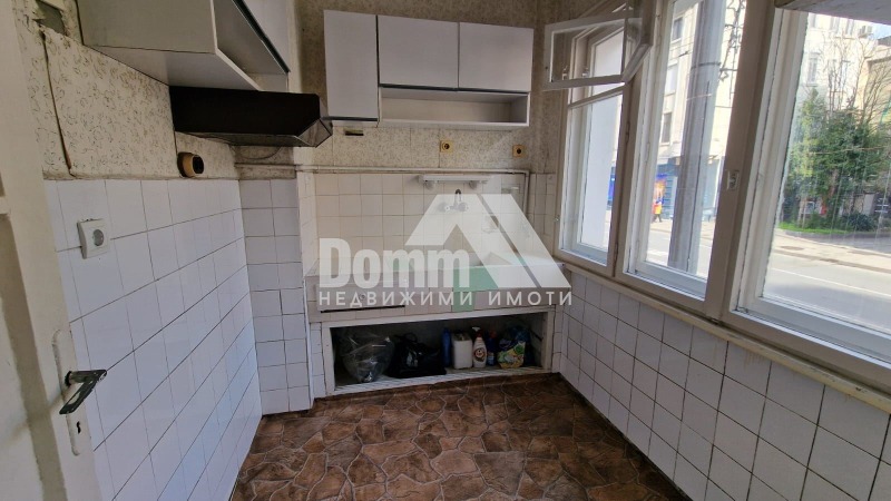 Продава 4-СТАЕН, гр. Бургас, Център, снимка 6 - Апартаменти - 52826003