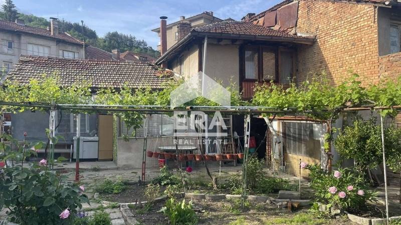 Продава КЪЩА, гр. Дряново, област Габрово, снимка 8 - Къщи - 54698192