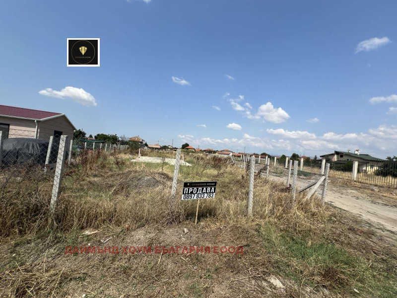 Продава  Парцел област Пловдив , с. Граф Игнатиево , 836 кв.м | 23188052