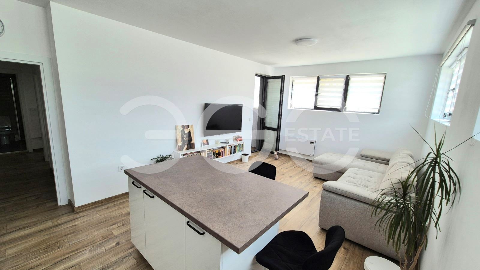 Продава 3-СТАЕН, гр. Варна, м-т Горна Трака, снимка 7 - Апартаменти - 54560353
