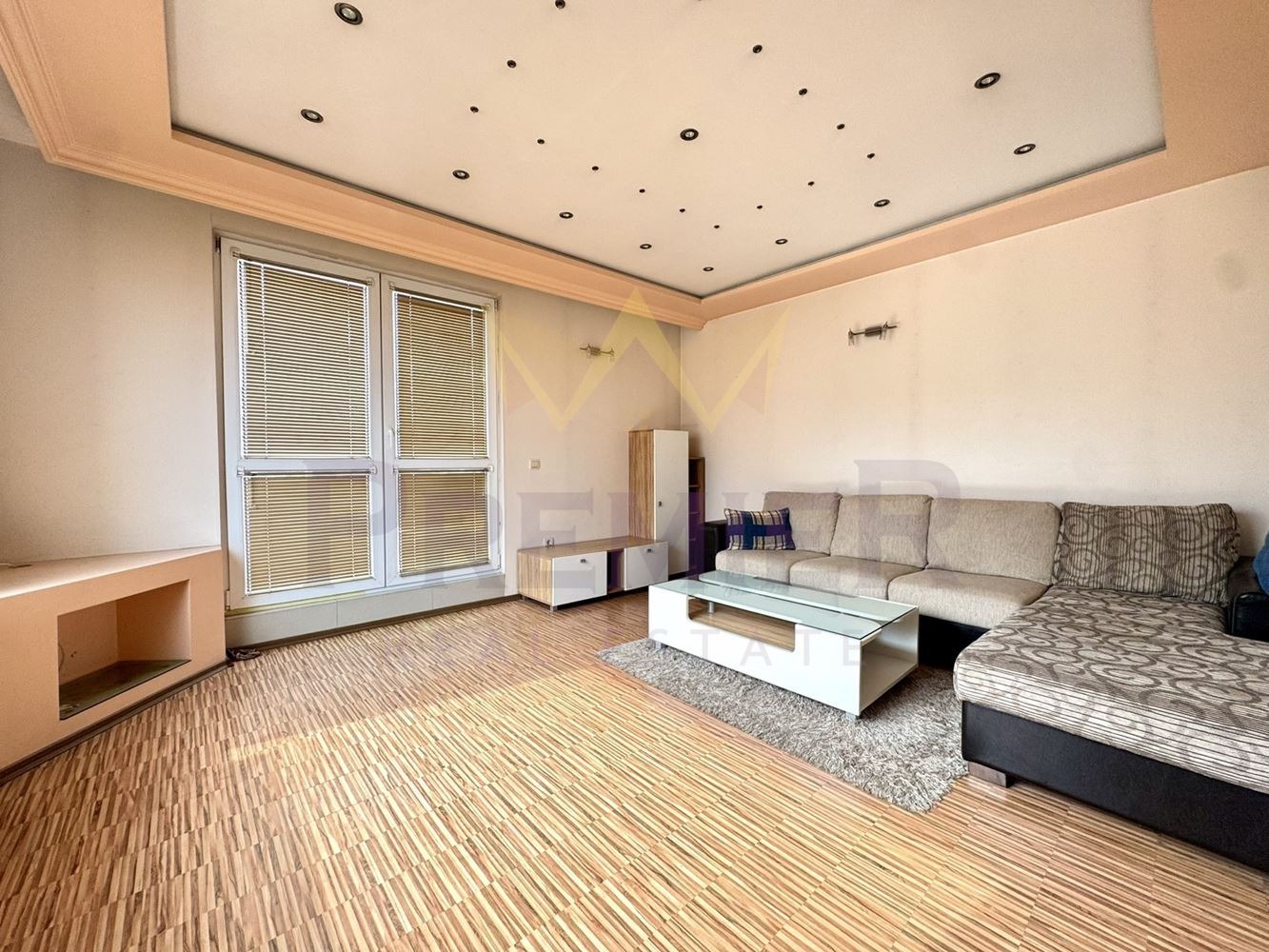 Продава 4-СТАЕН, гр. Варна, Колхозен пазар, снимка 2 - Апартаменти - 54830857