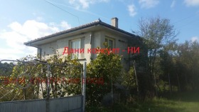 Продажба на имоти в с. Асеново, област Велико Търново - изображение 3 