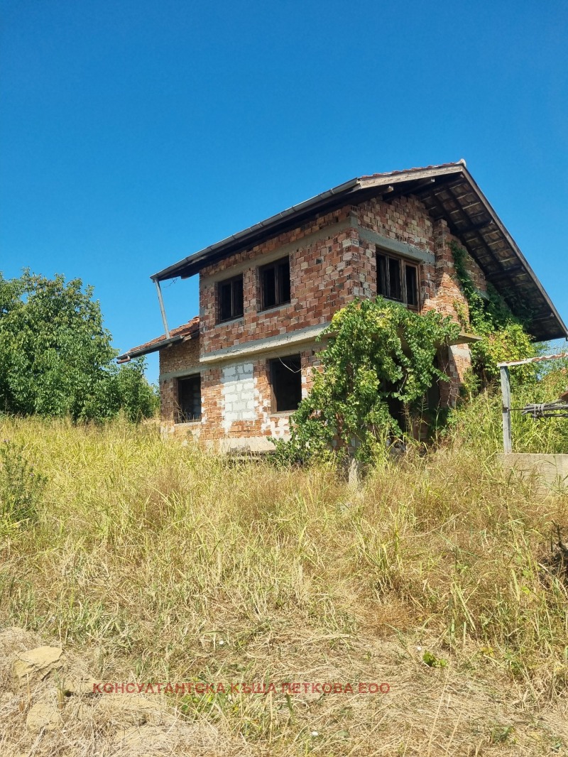 Till salu  Hus region Lovech , Goran , 100 kvm | 23908856 - bild [12]