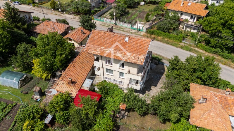 Til salg  Hus region Sofia , Petarch , 389 kvm | 62000694 - billede [2]