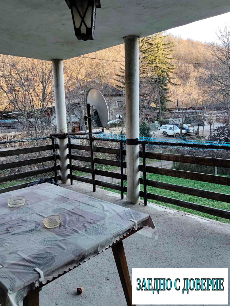 Продава КЪЩА, гр. Мездра, област Враца, снимка 8 - Къщи - 53142284