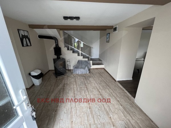 Продава КЪЩА, с. Старо Железаре, област Пловдив, снимка 2 - Къщи - 54684326