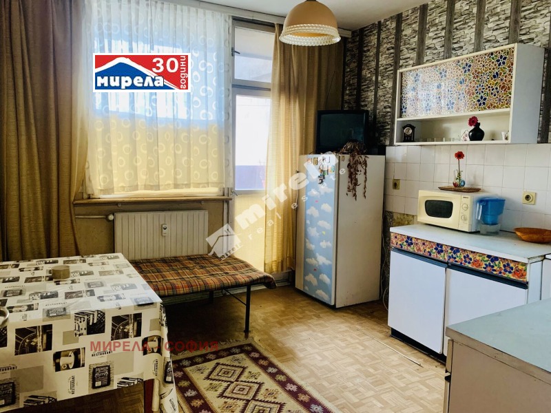 Zu verkaufen  1 Schlafzimmer Sofia , Ljulin 4 , 64 qm | 35597603 - Bild [2]