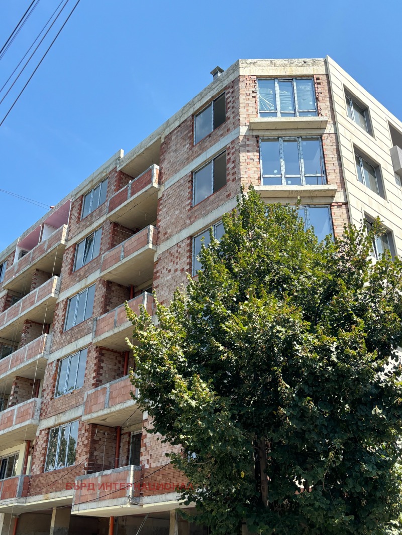 На продаж  1 спальня София , Банишора , 79 кв.м | 95783429