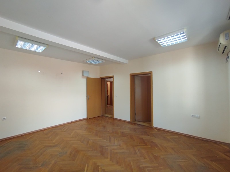 À venda  3 quartos Ruse , Centar , 132 m² | 40439538 - imagem [2]