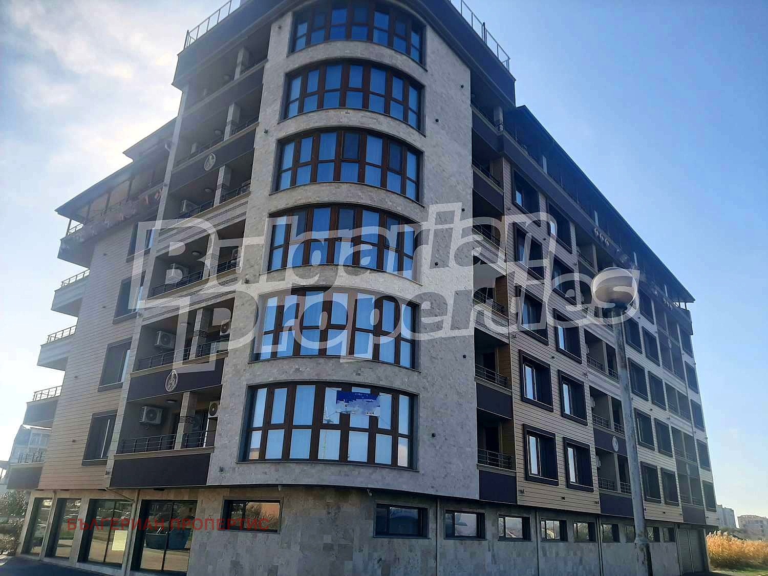 Продава 2-СТАЕН, гр. Поморие, област Бургас, снимка 2 - Апартаменти - 47881729
