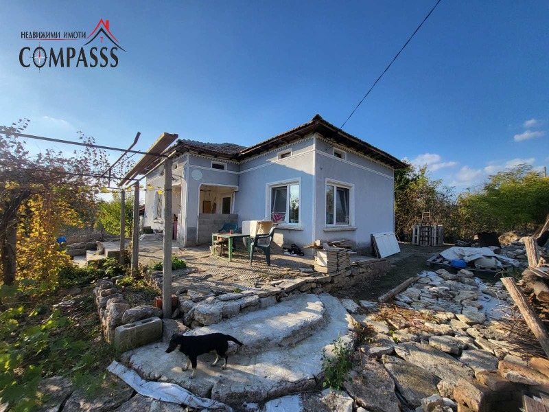 Продава КЪЩА в област Добрич, с. Изворово - 80 кв.м / 35 000 € » 68 454.05 лв., КОМПАС 7